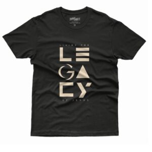 Camiseta Legacy (Branca / Preta)